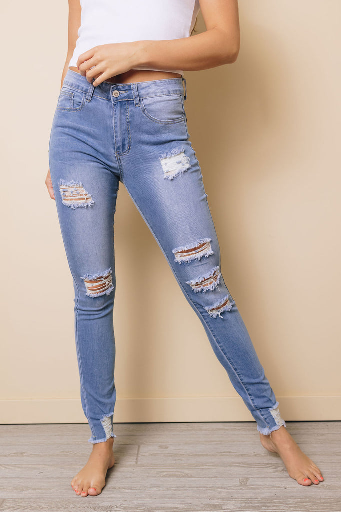 Susan Skinny High Rise Ripped Jeans – Stay Warm in Style / SWISFashion