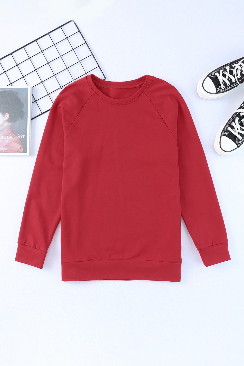 Round Neck Raglan Sleeve Sweatshirt